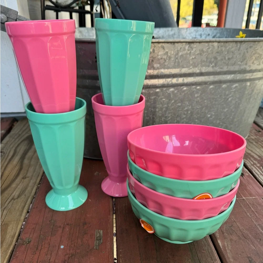 Target Milkshake Ice Cream Bowl Set New
